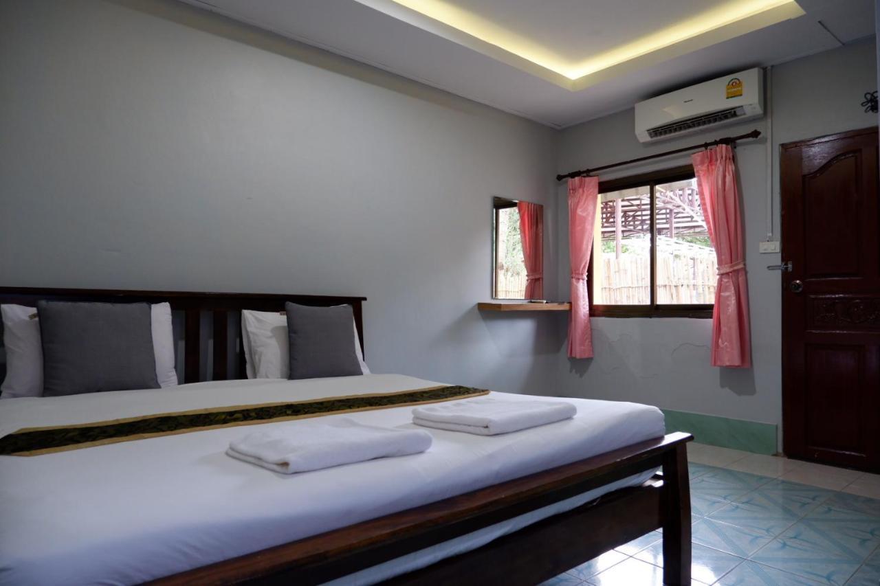 Marina Hut Guest House Ko Lanta Eksteriør billede