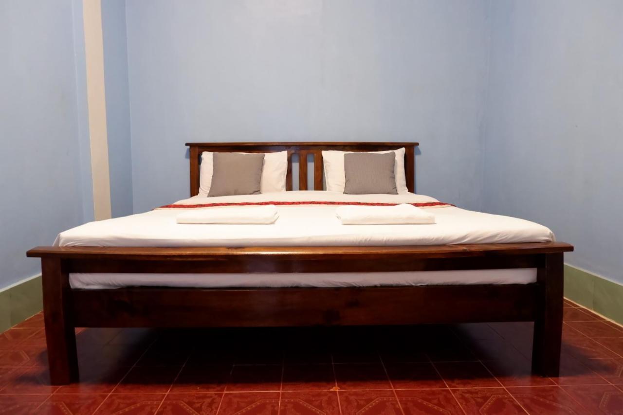 Marina Hut Guest House Ko Lanta Eksteriør billede