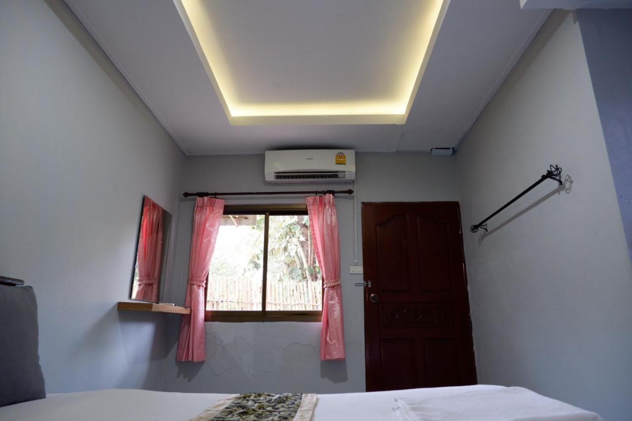 Marina Hut Guest House Ko Lanta Eksteriør billede