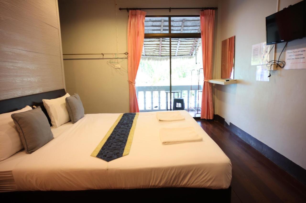 Marina Hut Guest House Ko Lanta Eksteriør billede